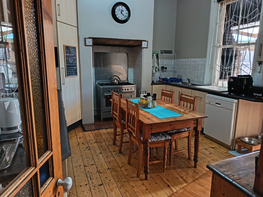 5 Bedroom Property for Sale in College Hill Eastern Cape